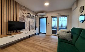 Kępa Studio 73